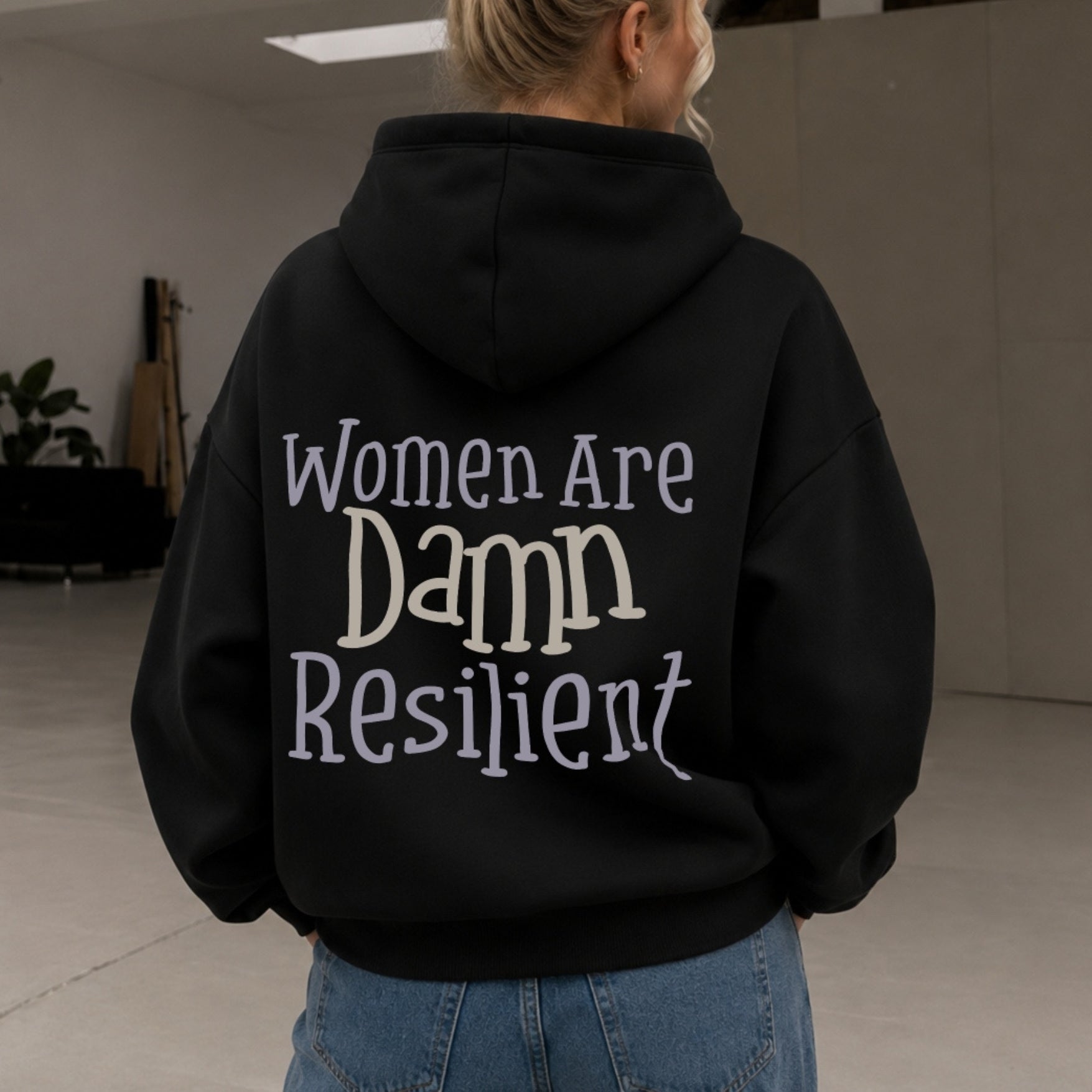 Sudadera con capucha «Damn Resilient»
