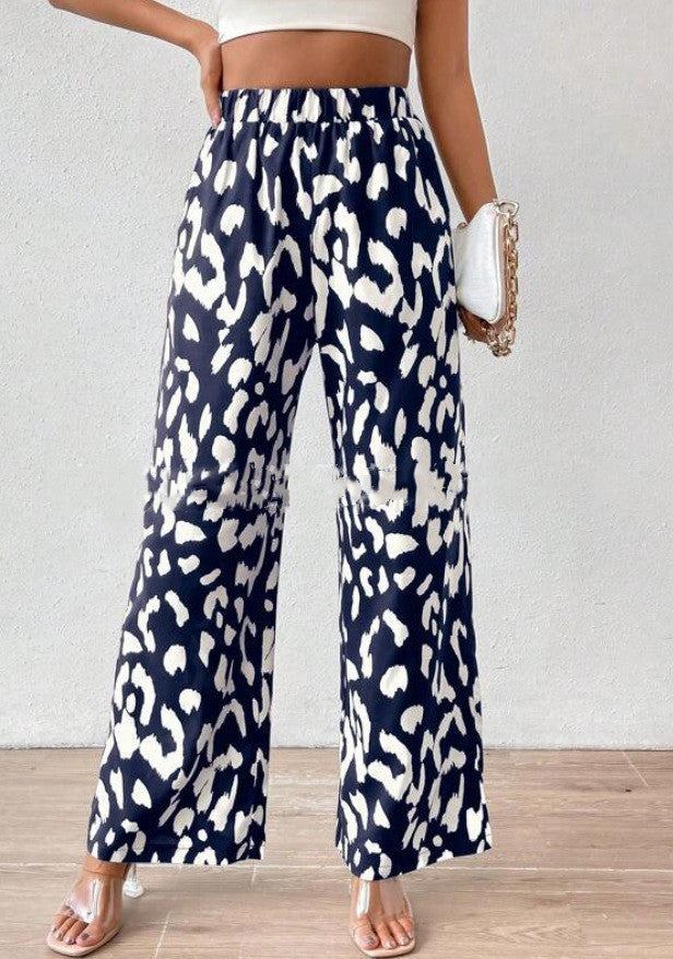 Pantalón estampado de pierna ancha